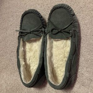 Women’s Moccasins